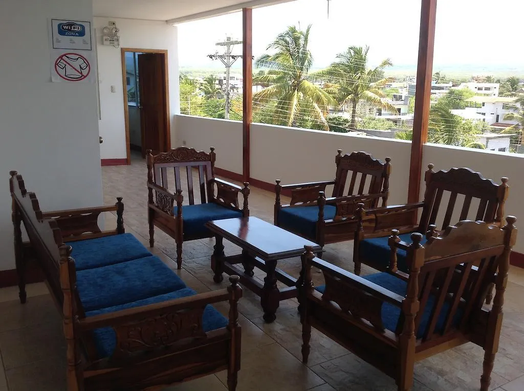 Gloria - Galapagos Inn Пуэрто-Айора Гостевой дом