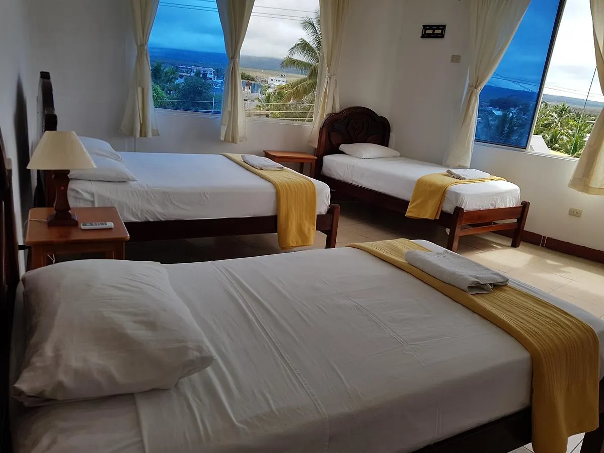 Gloria - Galápagos Inn Puerto Ayora Vendégház